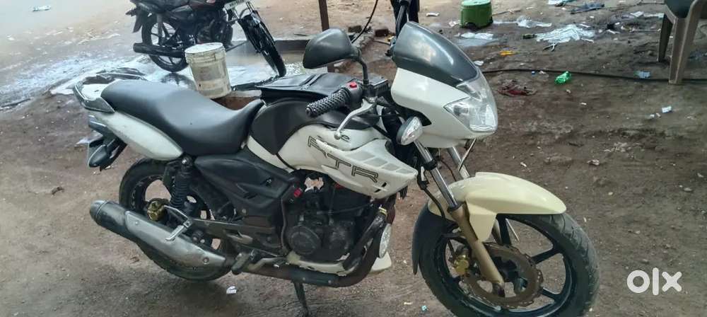 Good condition new tyre new battery