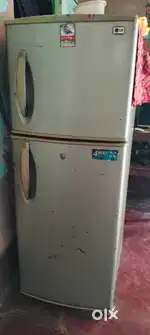 43 inch tv old good condition and fridge