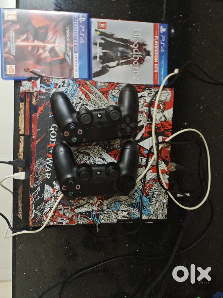 PS4 1TB  urgent sale