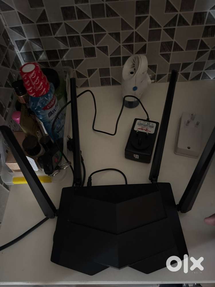 Tenda AC1200 wifi router
