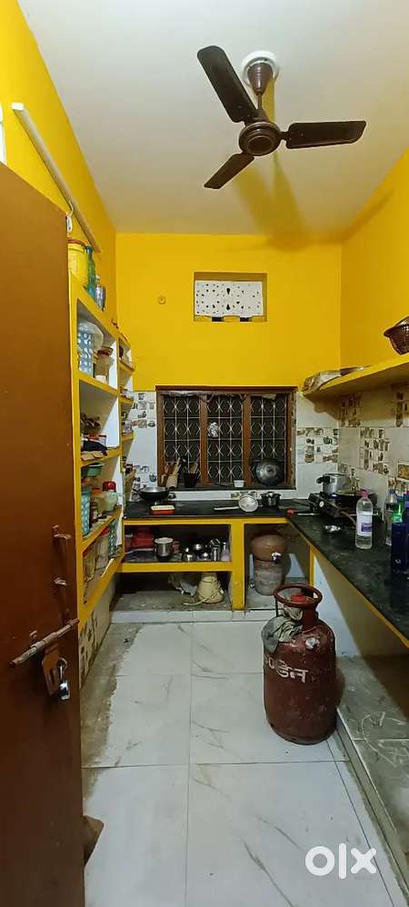 Need female roomate- Independent Room