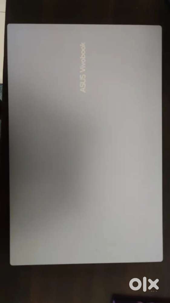 Asus Vivobook 15 laptop
