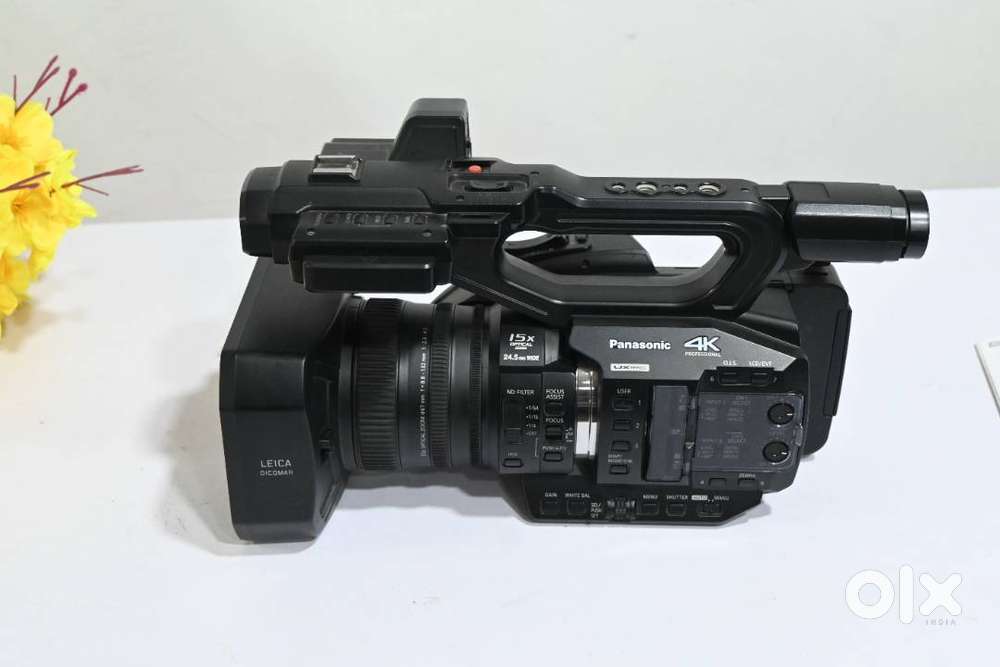 PANASONIC UX90 4K