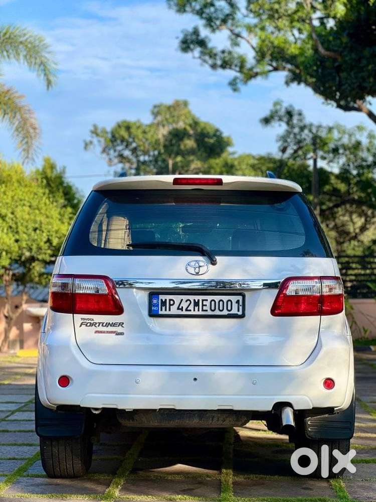 Toyota Fortuner 3.0 4x4 Manual, 2011, Diesel