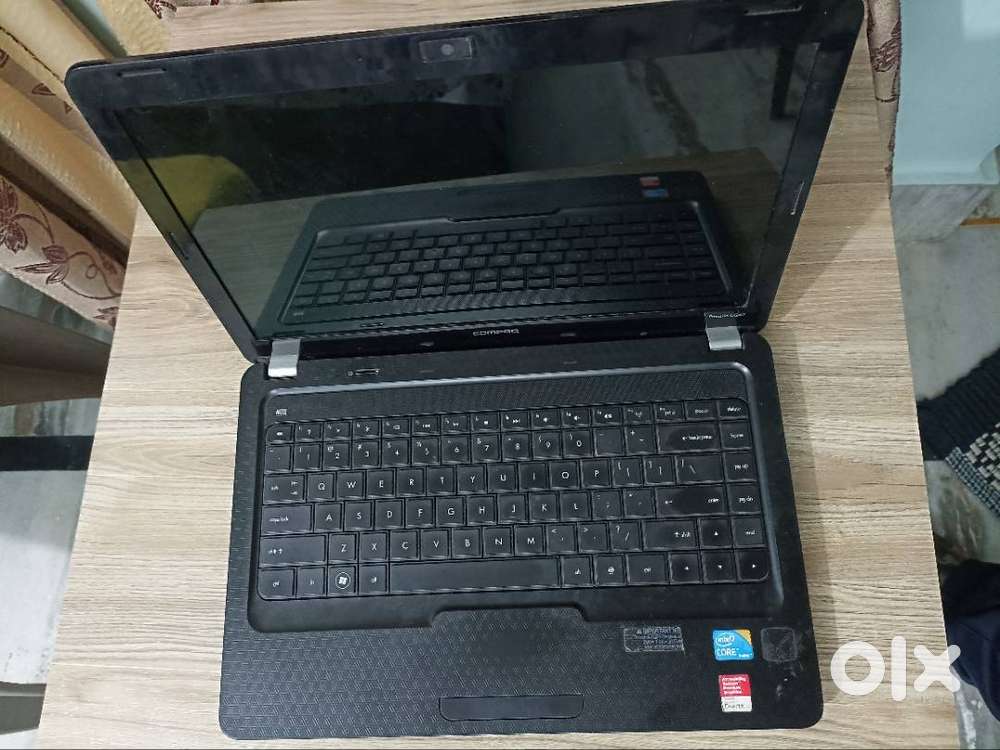 Compaq i3 laptop