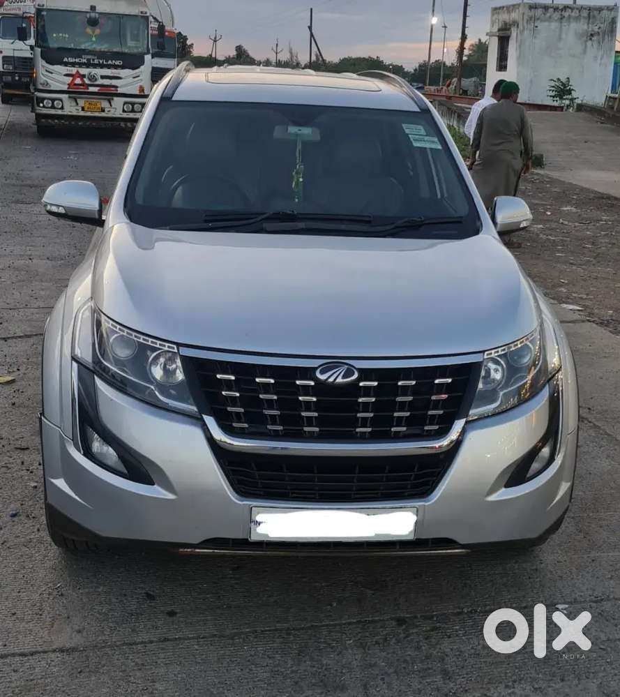 Mahindra XUV500 2020