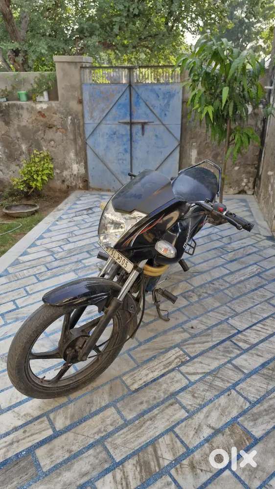 Mahindra centro 2016