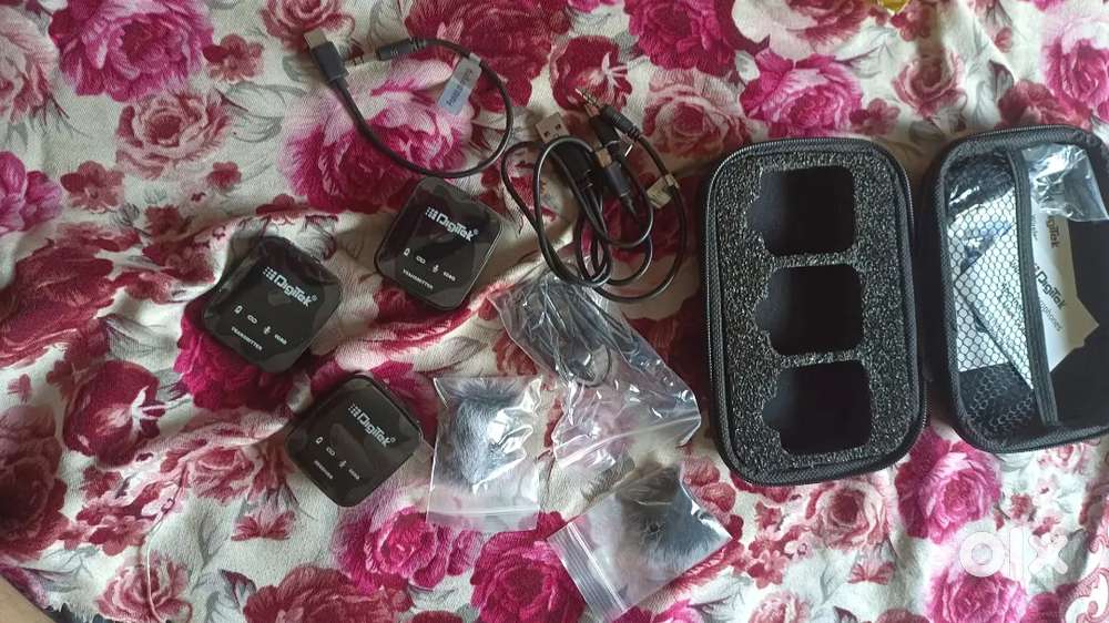 DIGITEK WIRELESS MICROPHONE