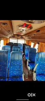 Force tempo traveler 17 seater