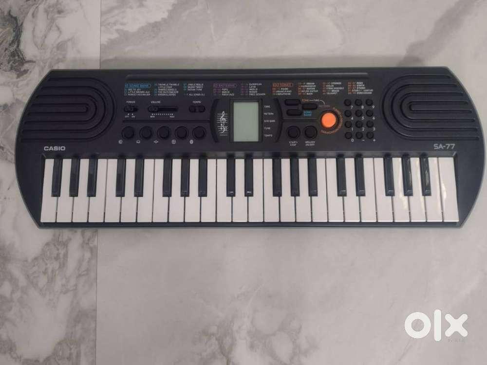 Portable CASIO SA77 Electronic Keyboard in Good condiction
