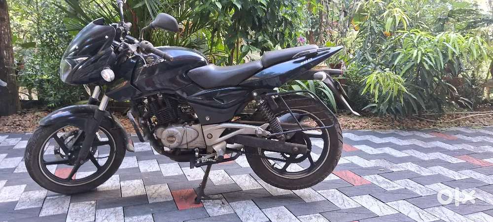 Pulsar 180 1st owner well maintained