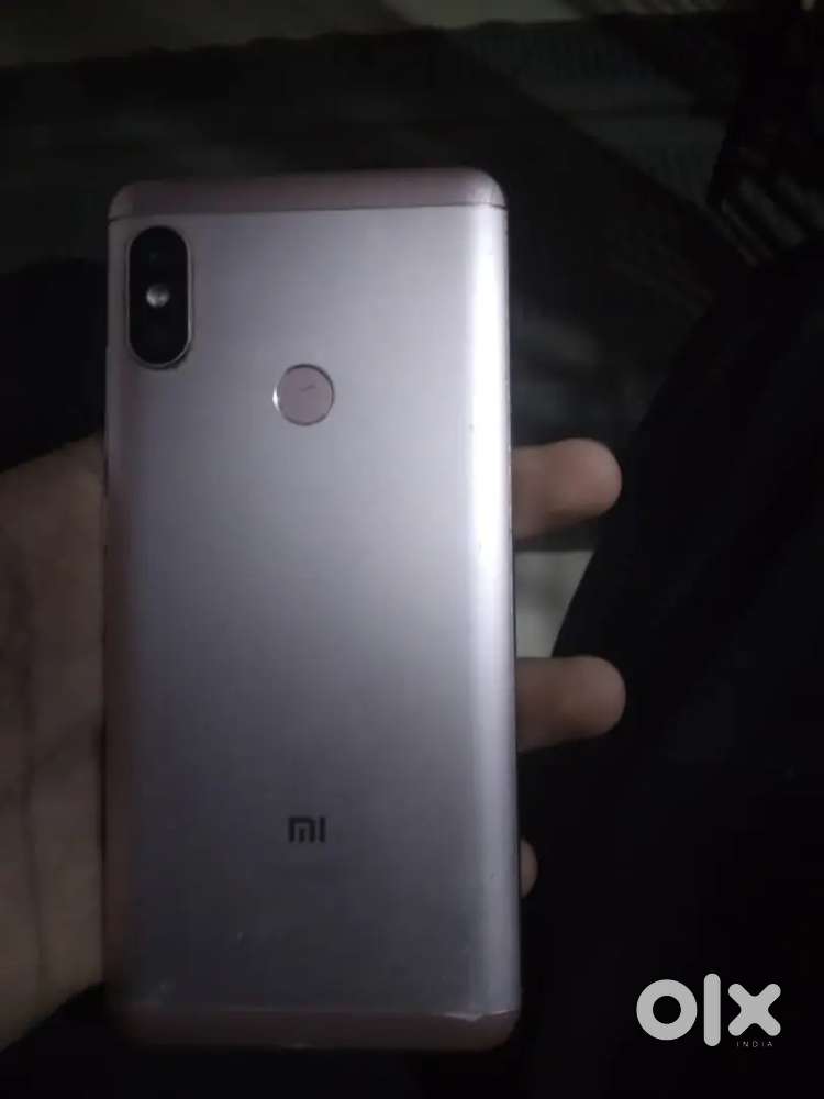 Redmi note 5 pro3. 64 GB STORAGE 6GB RAM
