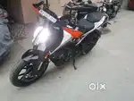 Duke 390 metallic white bs6 2020