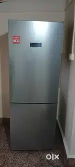 Bosch 347L Bottom Freezer Refrigerator – Excellent Condition (2022)