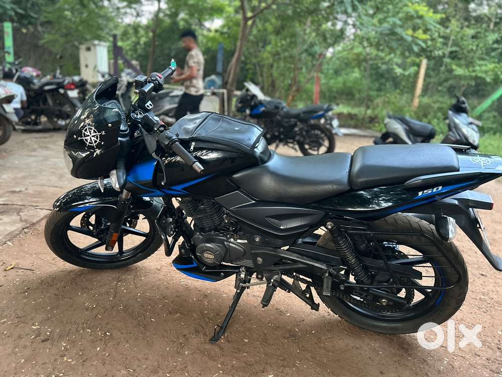 Bajaj pulsar 150cc bouble disk