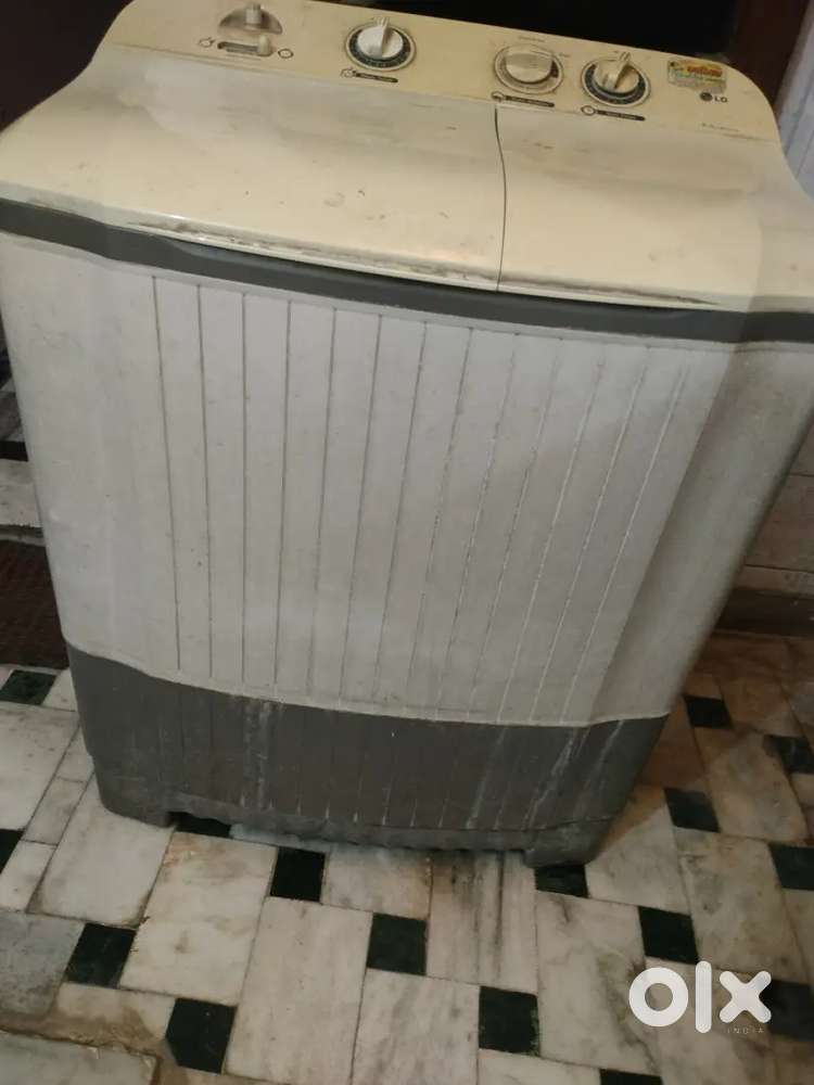 Semi automatic washing Machine