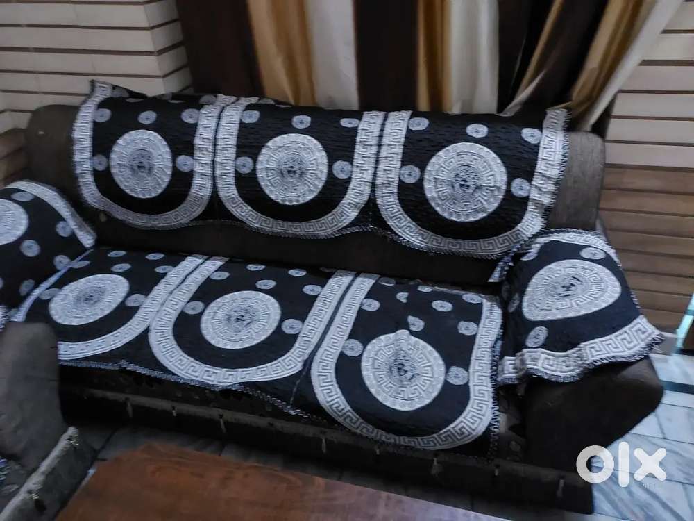 5 seater Sofa set and iron ladder