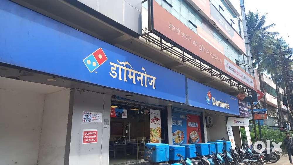 Delivery boy Dominos pizza