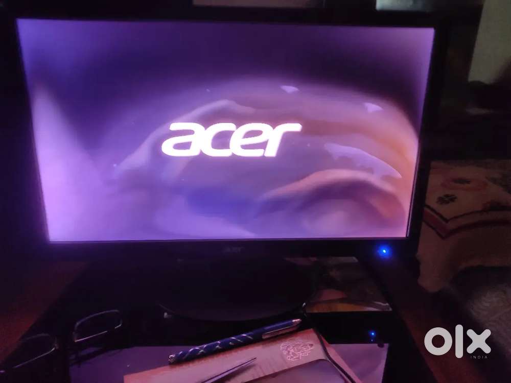 Acer 20 Inch LED Monitor - Power ON Panel Issue - For Repair/Spare