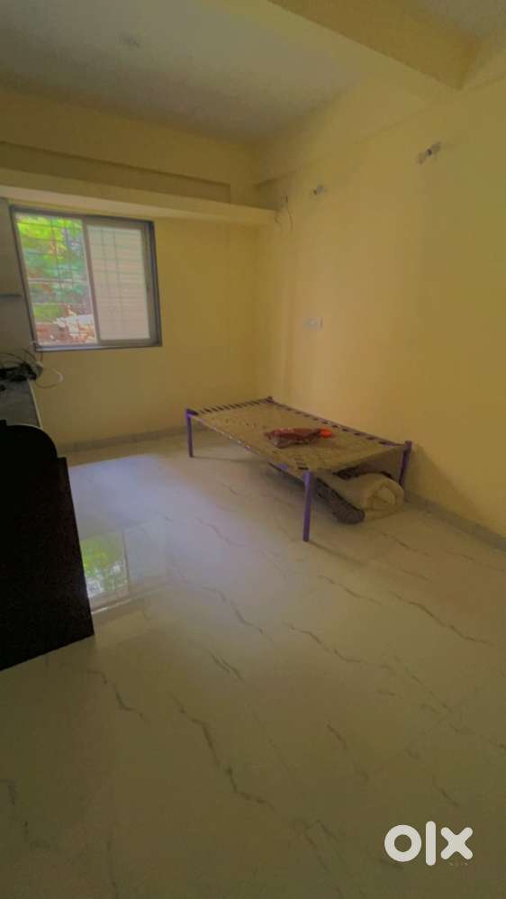 24 HOURS WATER SUPPLY 1 ROOM