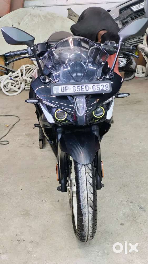Bajaj Pulsar RS 200 BS6