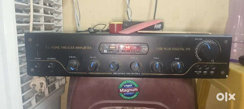 5.1 amplifier excellent condition come and check