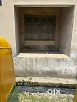 Dream plot in cream area for Showroom - Bank E lobby - Warehouse
