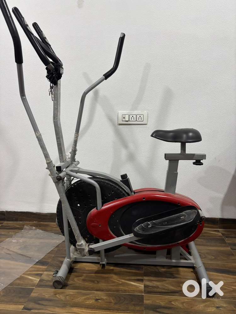 Gym cycle with 2 poses excersis new condition