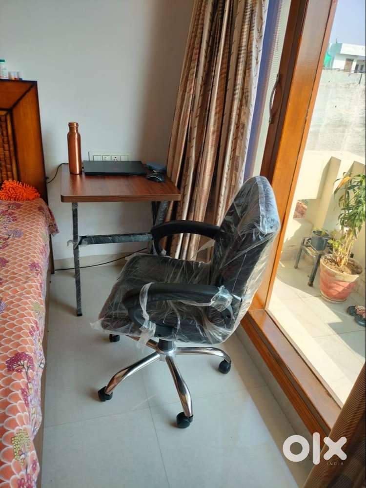 H block aero city- 1 bedroom fully furnished for rent