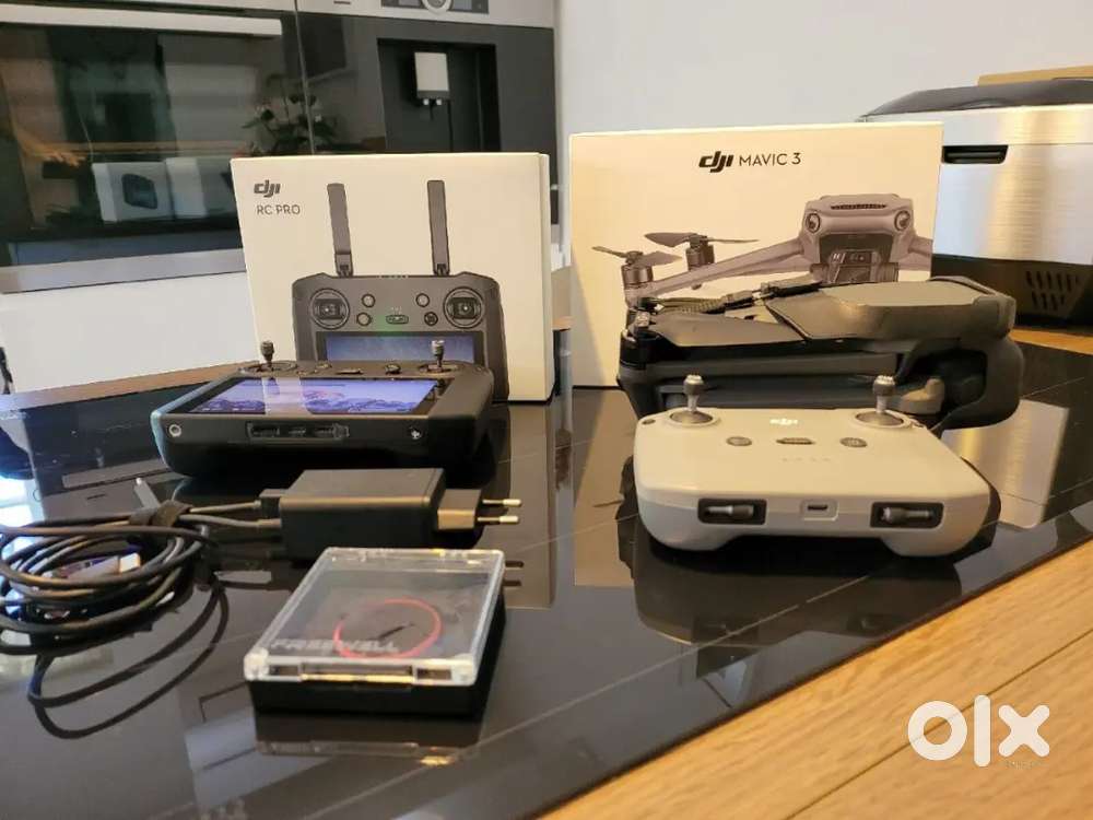 Used DJI MAVIC 3 + DJI RC Pro
