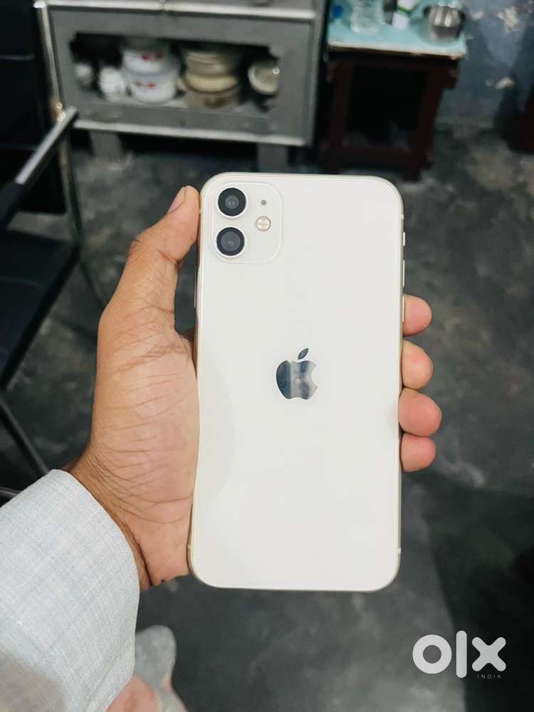 Iphone 11 white colour