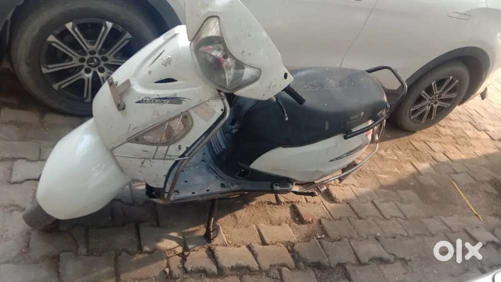 Suzuki scooty