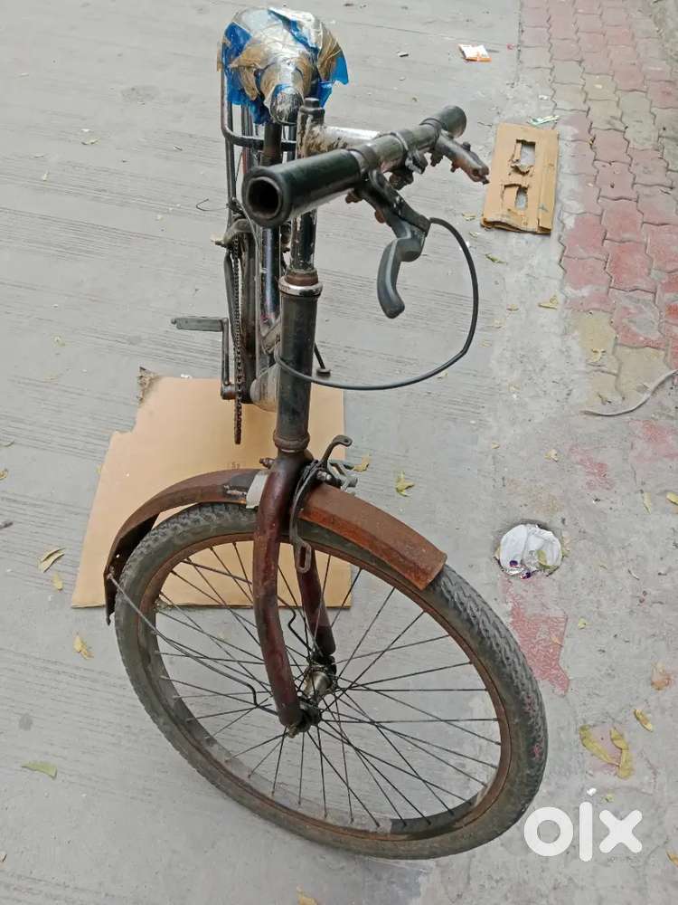 Streethawak kids bicycle in black colour