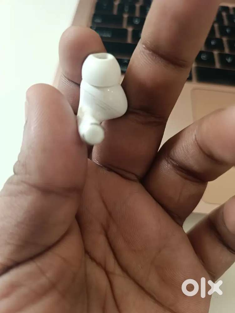 Apple airpods 2nd generation right bud