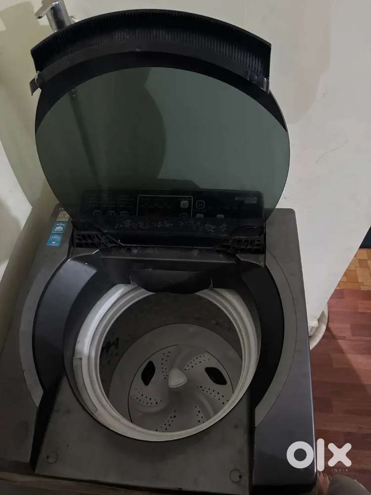 Whirpool 6.5kg Fully Automatic Wshing
Machine - Good Condition only 6k