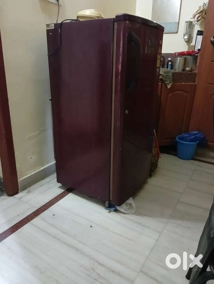 LG fridge 175ltrs