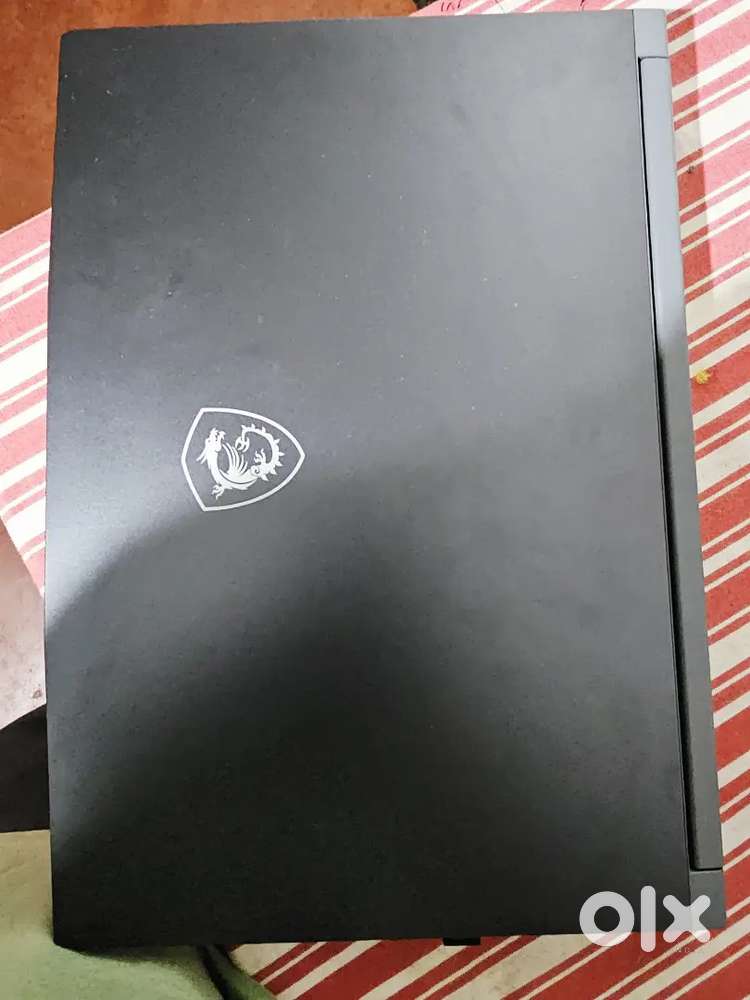 MSI 9S7-16R831-2243 LAPTOP  1 YEAR WARRANTY TILL NOV 2025