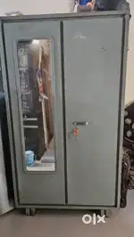 Heavy duty metal cupboard..