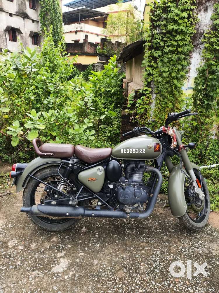 Royal Enfield signals Army colour