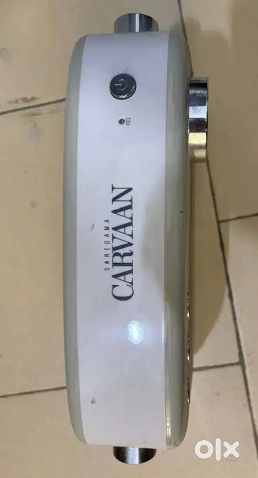 Saregama Music system, rarely used. USB, FM, Bluetooth.Working good.