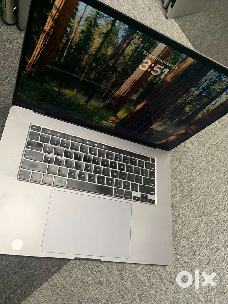 Macbook pro A2141/16inch/2019/i9 Core/32GB RAM/512GB SSD/Working Good