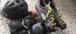 ROLLER SKATES