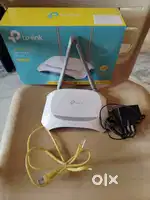 TP link 300 Mbps 2.4 Ghz single band WiFi routerr