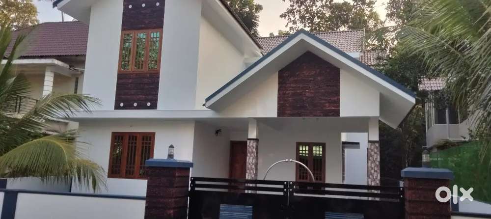 69 lakhs for house with 7 cent plot for sale