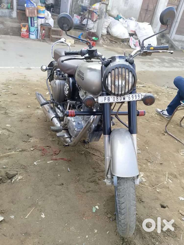 Bullet classic 350 Double disc self start silver colour