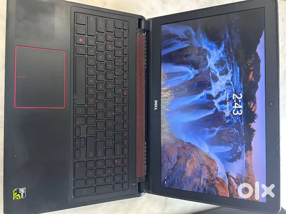 Dell Inspiron 5577
Intel I5 7th/ RAM: 16GB/4GB Graphic card