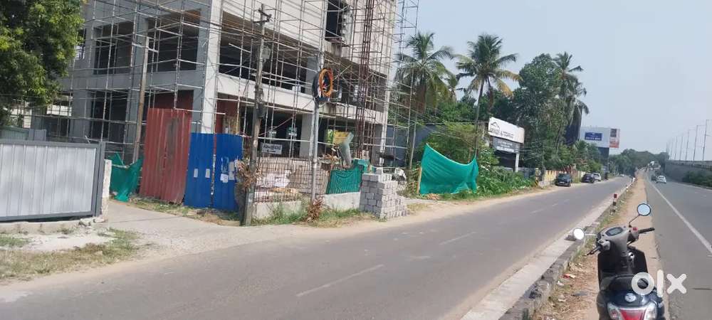 Pattom road said 0.500 cent 400 sqft shope for sale.