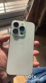 selling my 5 month used model iphone 15 pro