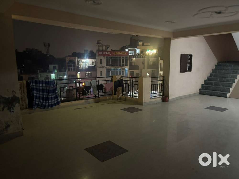 Its good room, very good location, Hanuman chowk Dundahera Ggn,