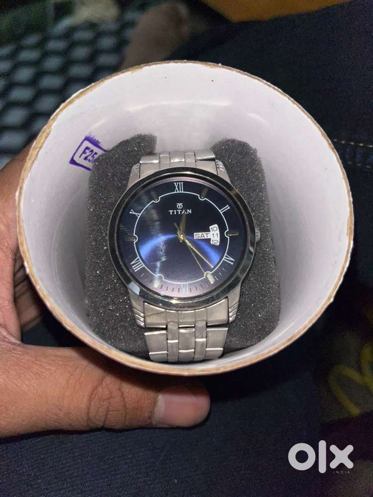 Titan karishma blue watch
